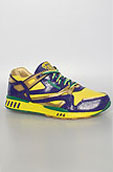 REE Reebok
                          The Pump Omni Lite Sneaker in Gray &amp; Purple