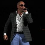 rapper-pitbull-performing